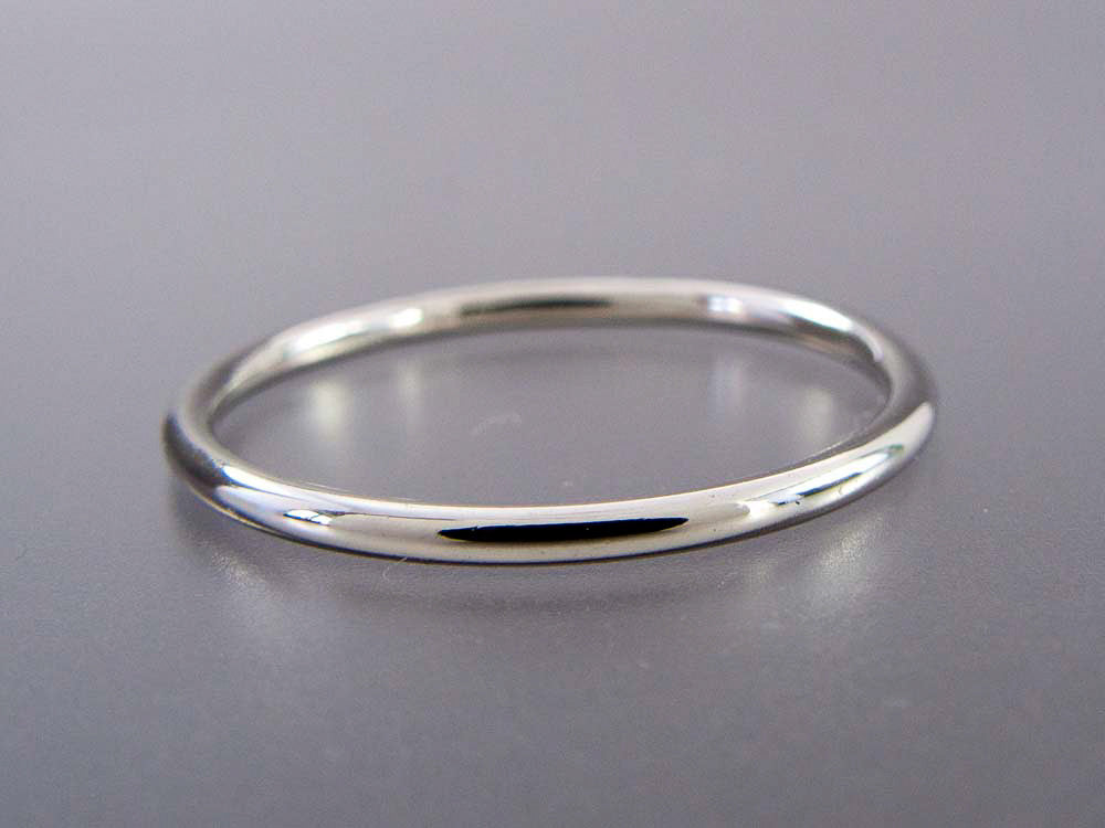 Classic Round Wedding Band in 14k Gold