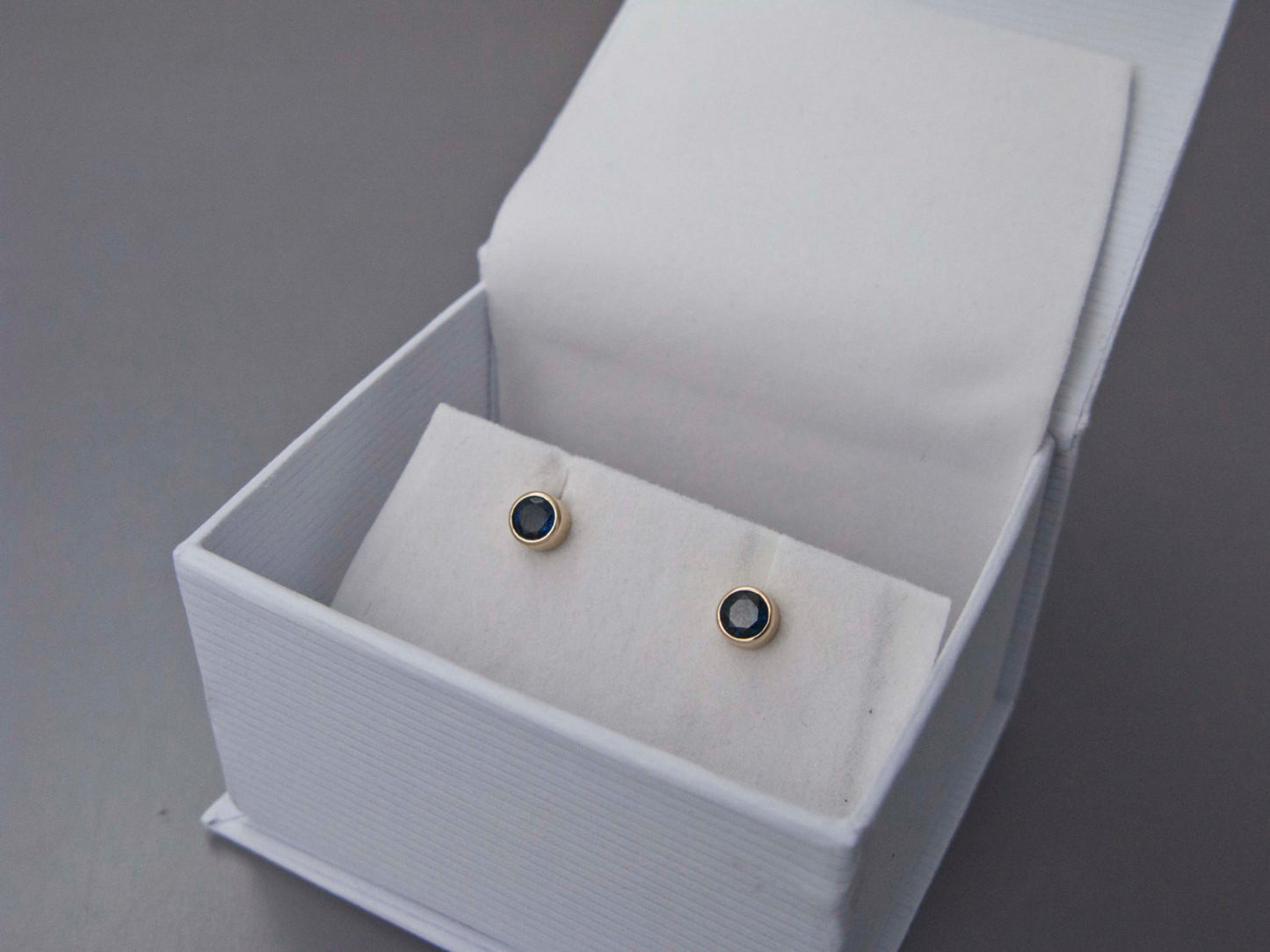 Blue Sapphire Stud Earrings in 14k Gold Bezels - Choice of yellow or white gold